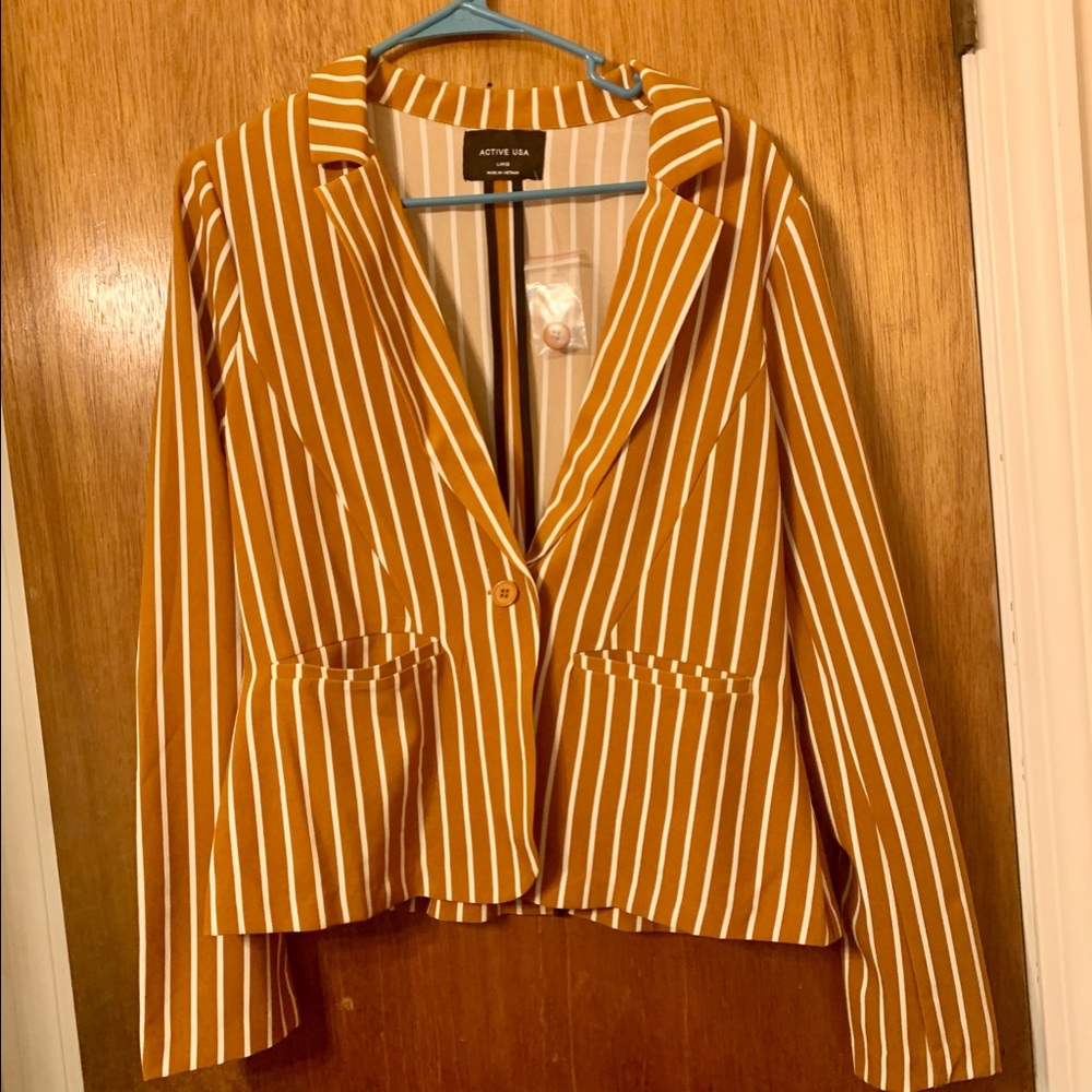Active USA Mustard Striped Blazer size Large
